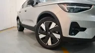 Volvo XC40 Recharge - Miniatura 12