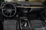 Audi E-tron - Miniatura 12