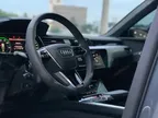 Audi Q8 E-tron - Miniatura 4