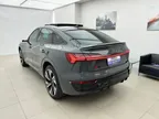 Audi Q8 Sportback E-tron - Miniatura 2