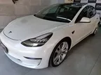 Tesla Model 3 - Miniatura 2