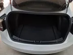 Tesla Model 3 - Miniatura 13