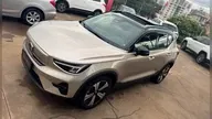 Volvo XC40 - Miniatura 3