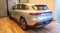 Mercedes Eqc 400 - Miniatura 8