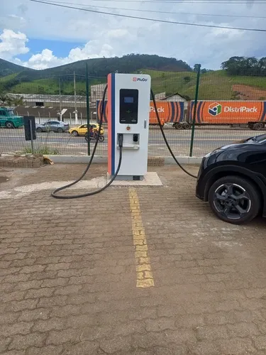 Foto 4 da estação PluGo Ibis Manhuacu